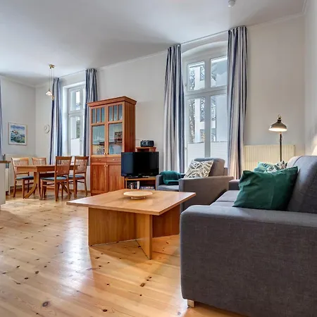 Ahlbeck - Kuehlungsborn * Heringsdorf (Usedom)