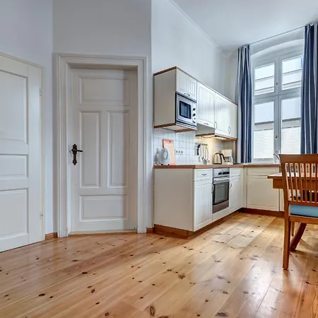 Ahlbeck - Kuehlungsborn * Heringsdorf (Usedom)